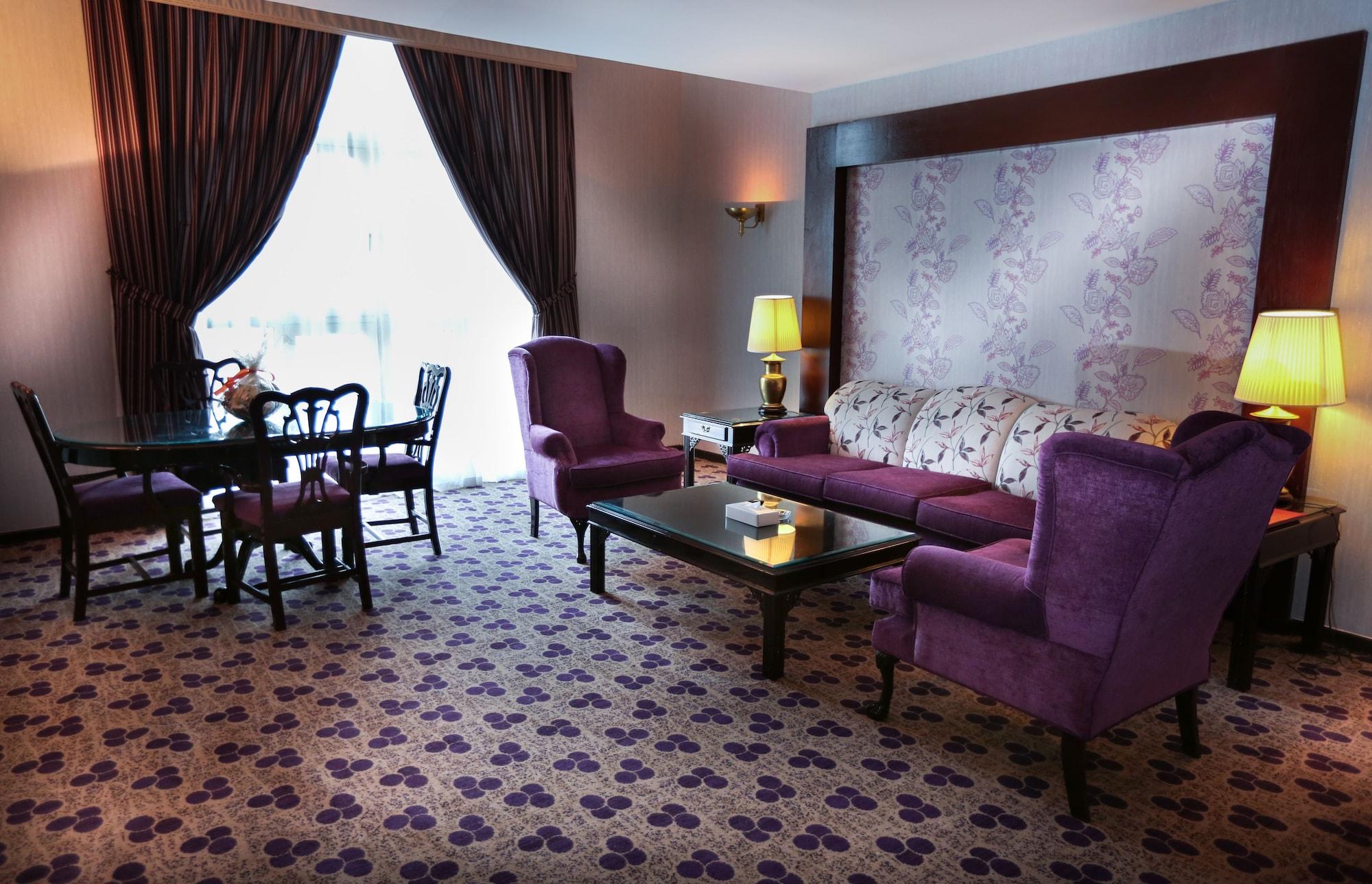 Hawthorn Suites By Wyndham Al Khobar Exterior photo